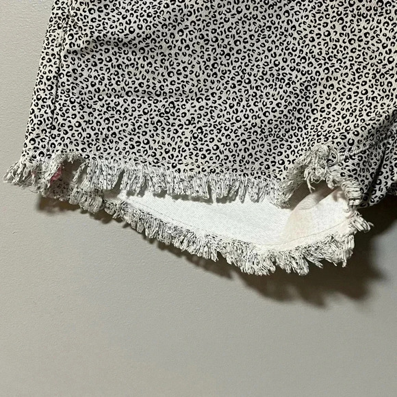 Roxy Cheetah Print Denim  Cut-Off Shorts - Picture 4 of 16